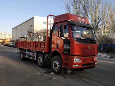 LNG燃料驅(qū)動(dòng)革新，新款解放J6L申報(bào)圖曝光引領(lǐng)環(huán)保運(yùn)輸新趨勢(shì)